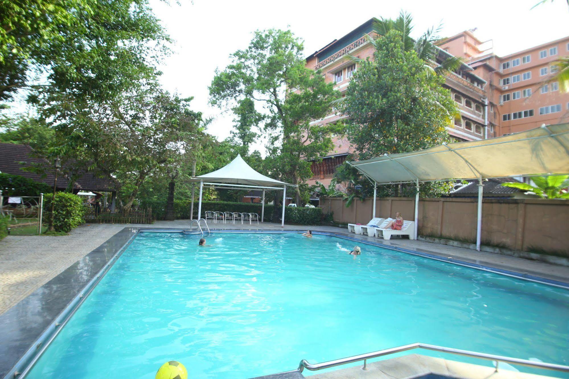 Pagoda Resorts Alappuzha Zewnętrze zdjęcie